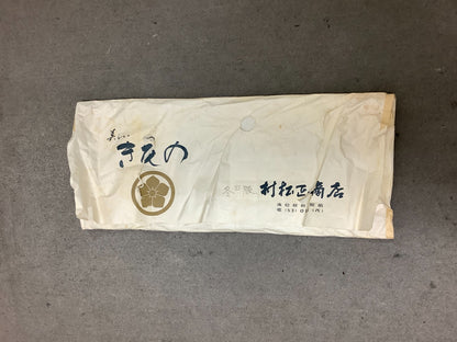 32100