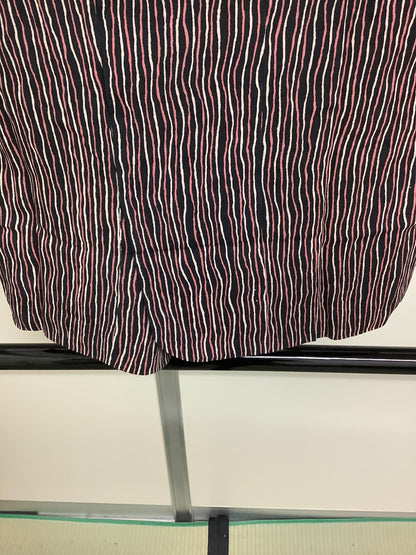 37646