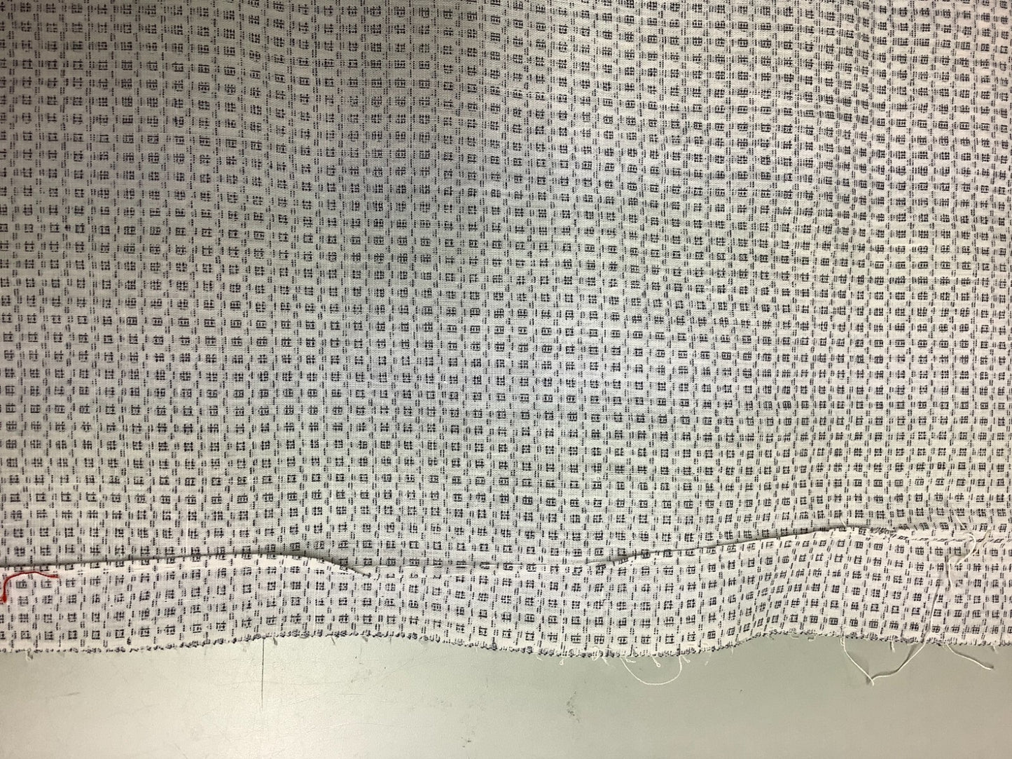 43961