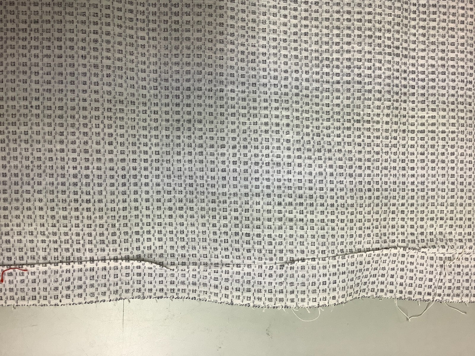43961