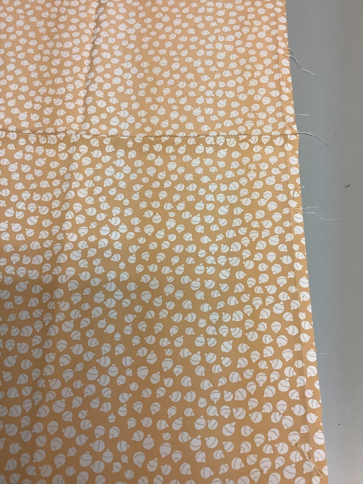 36925