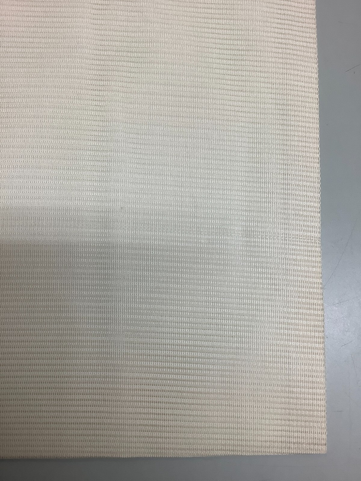 32048