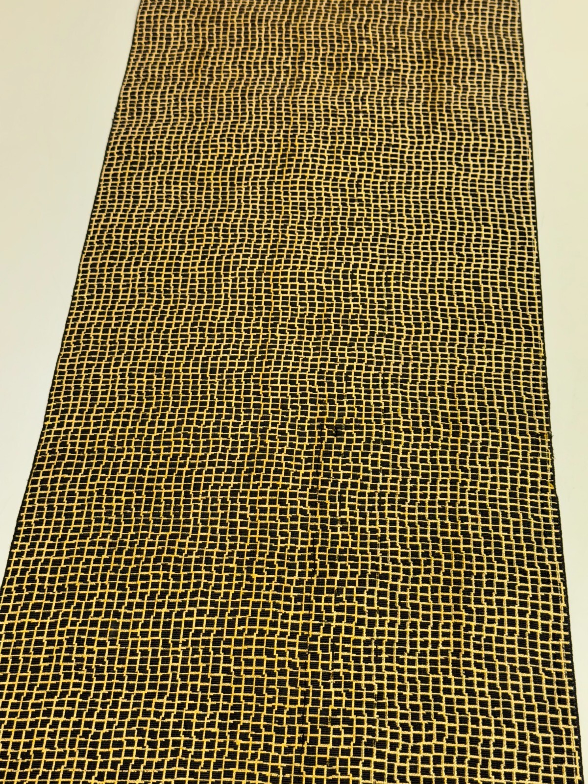 37010