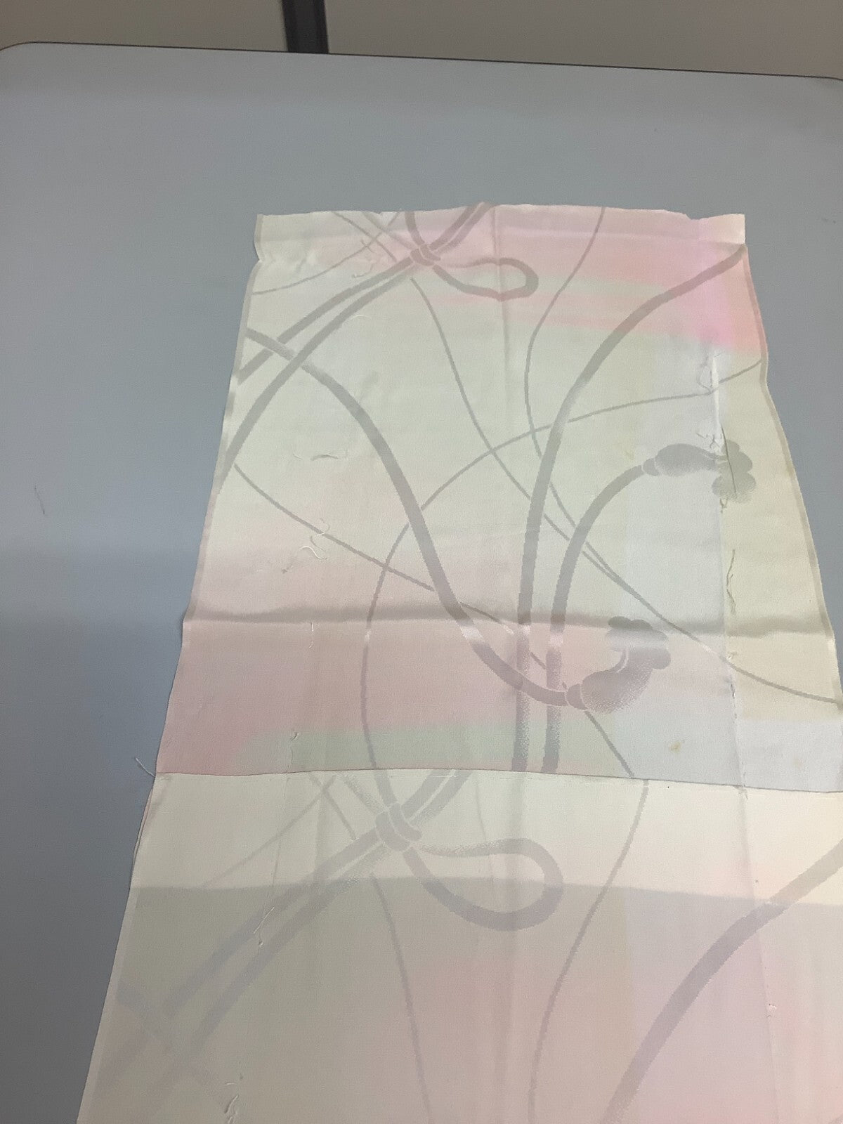 33235
